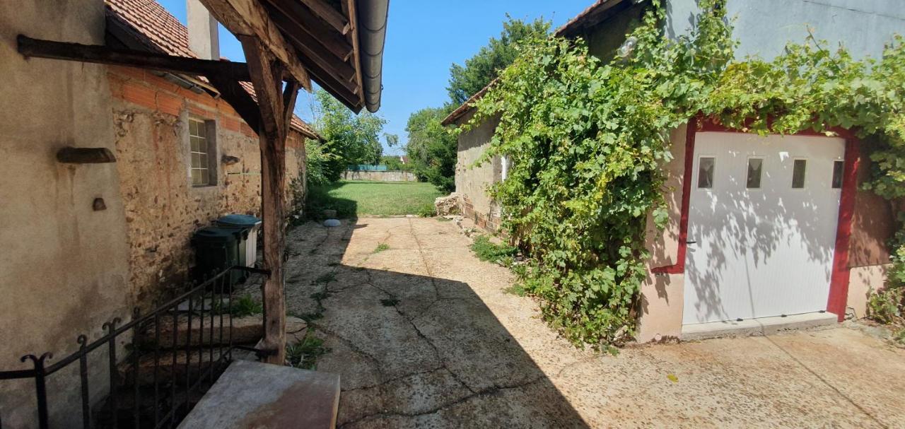 Gite Savigny En Sancerre Exterior foto
